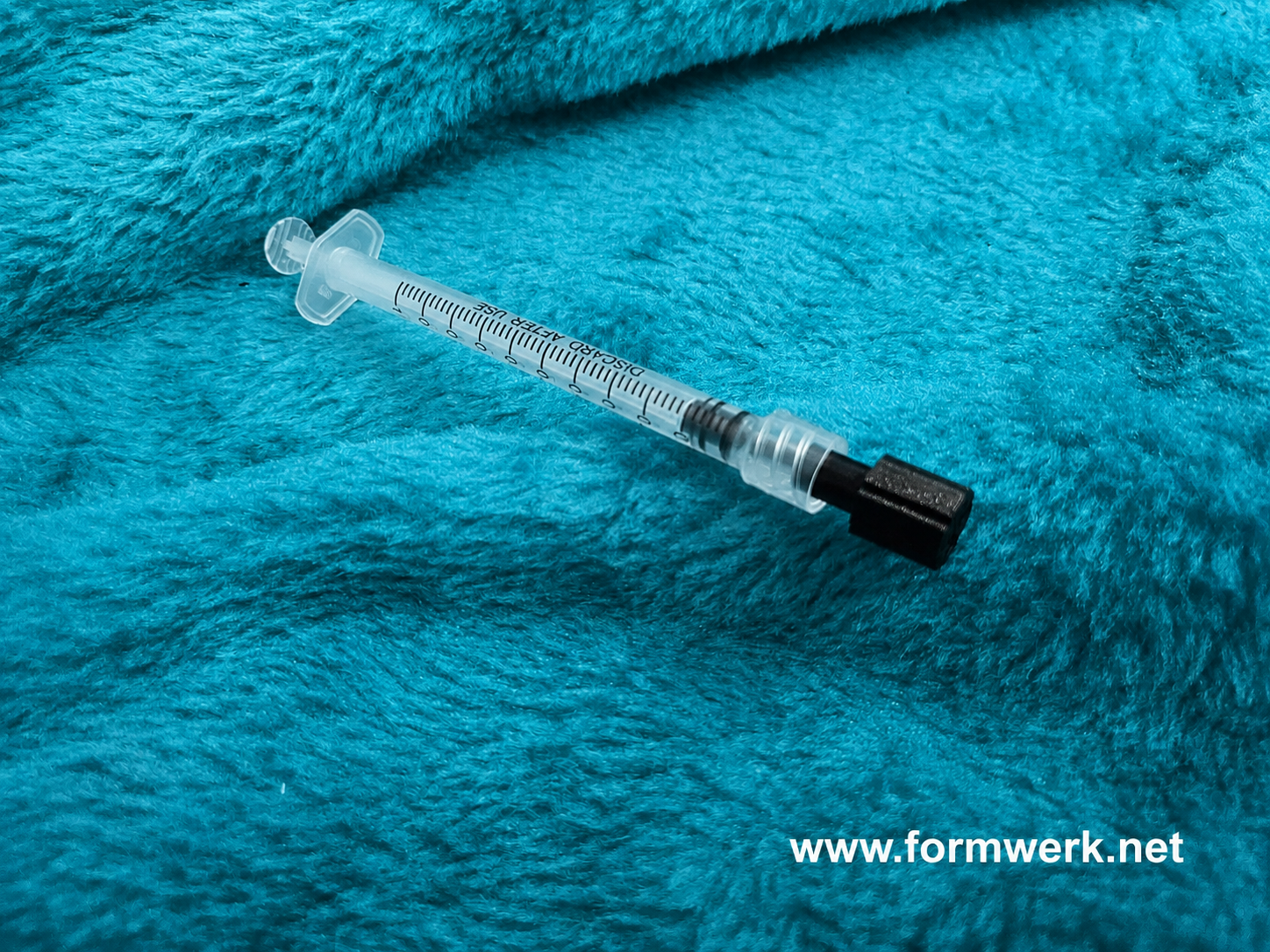Spritzen-Schutzkappe / Aufsatzkappe – schwarz, 10 Pckung